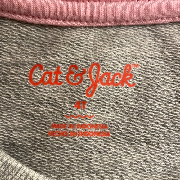 Cat & Jack Heart Sweatshirt - Size 4T - Picture 8 of 10
